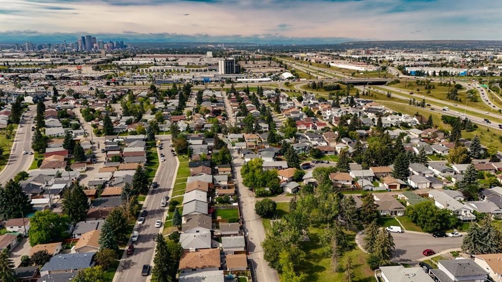4112 13 Avenue Ne, Calgary, AB