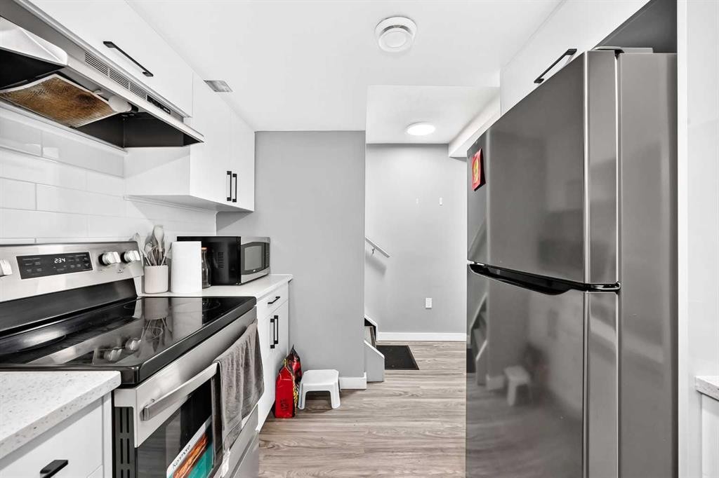 216 Mt Apex Green Se, Calgary, AB