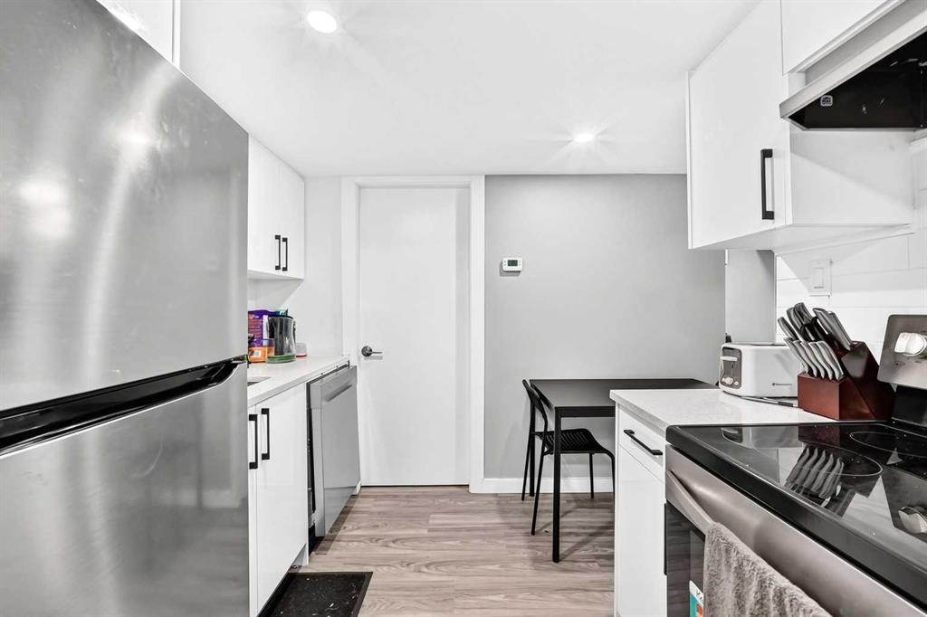 216 Mt Apex Green Se, Calgary, AB