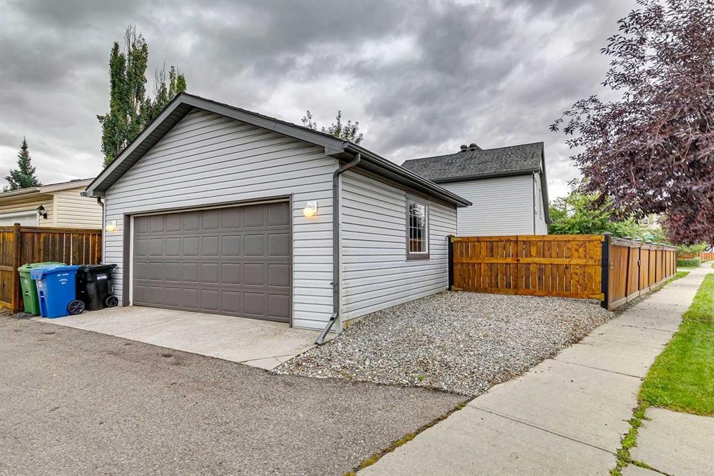108 Elgin Manor Se, Calgary, AB
