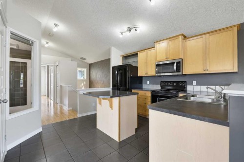 64 Copperfield Rise Se, Calgary, AB 