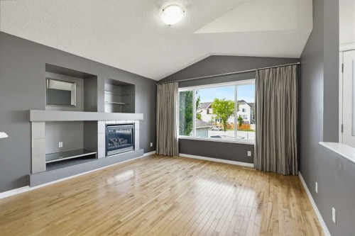 64 Copperfield Rise Se, Calgary, AB 