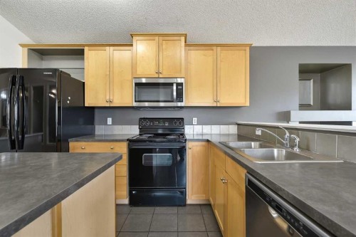 64 Copperfield Rise Se, Calgary, AB 