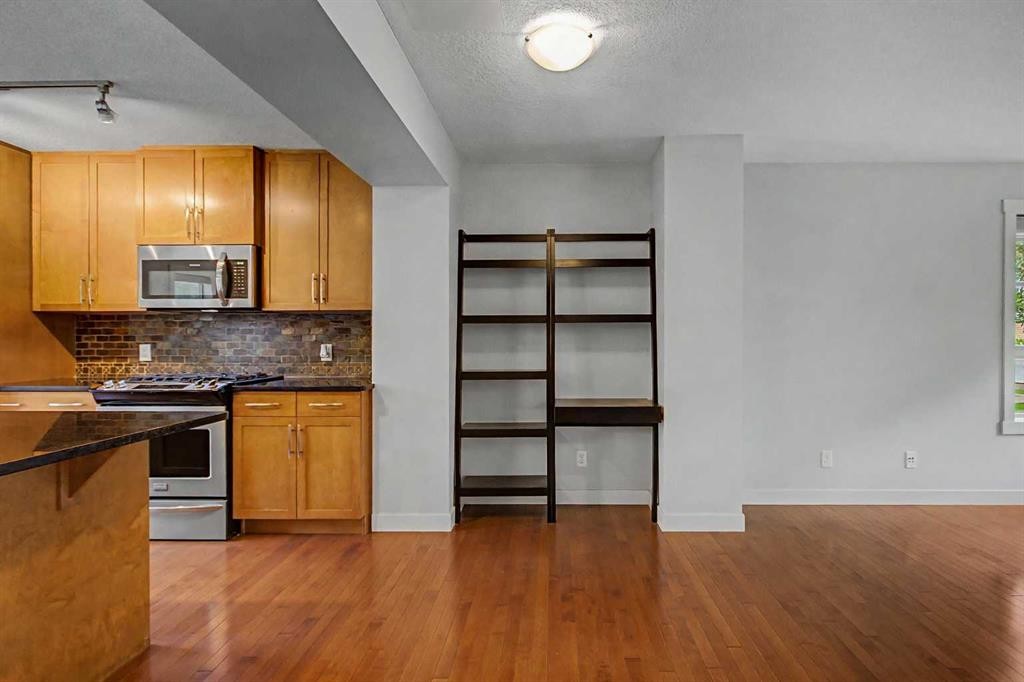 41 Aspen Hills Common Sw, Calgary, AB