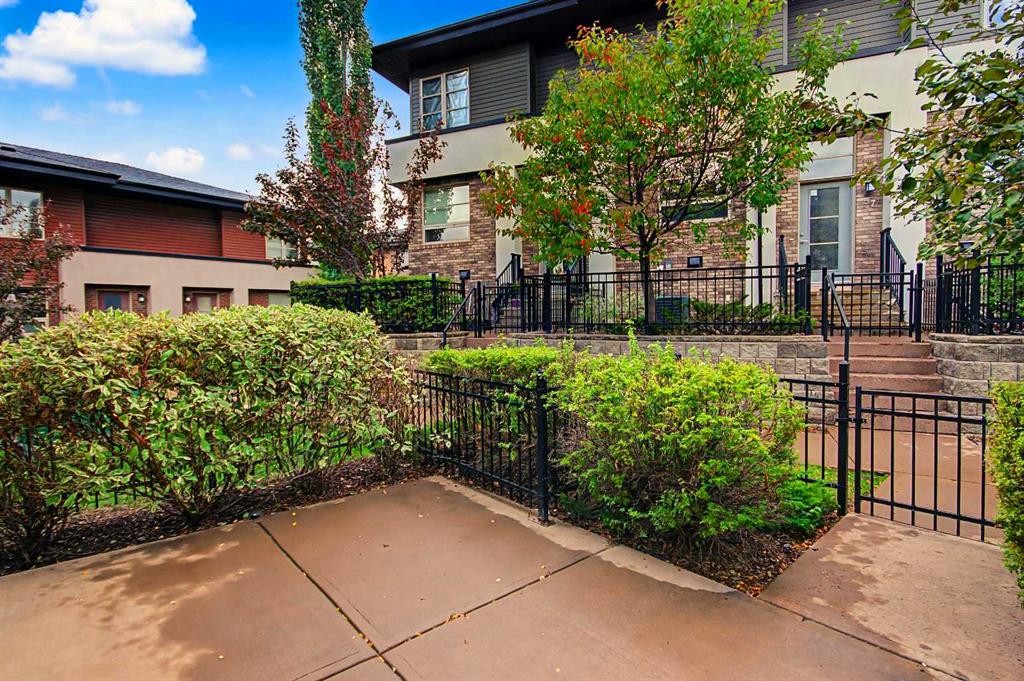 41 Aspen Hills Common Sw, Calgary, AB