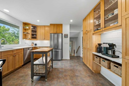 106 Dalgleish Bay Nw, Calgary, AB 