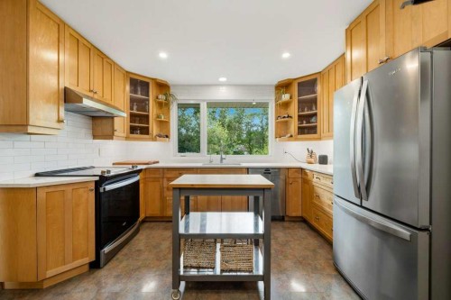 106 Dalgleish Bay Nw, Calgary, AB 