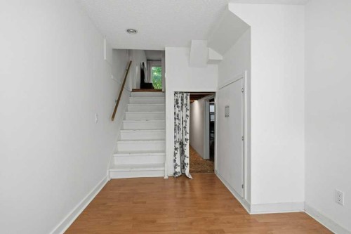 106 Dalgleish Bay Nw, Calgary, AB 