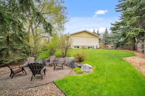 106 Dalgleish Bay Nw, Calgary, AB 