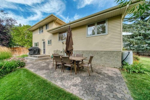 106 Dalgleish Bay Nw, Calgary, AB 