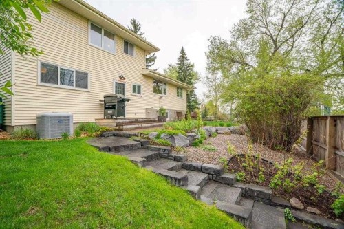 106 Dalgleish Bay Nw, Calgary, AB 