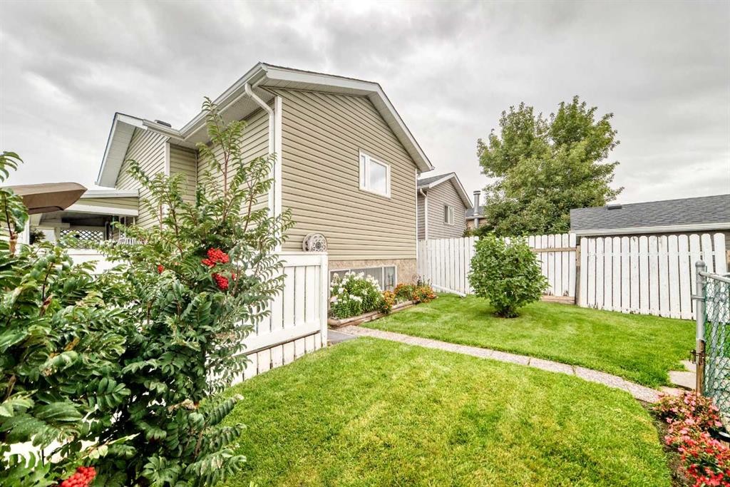 45 Taradale Close Ne, Calgary, AB