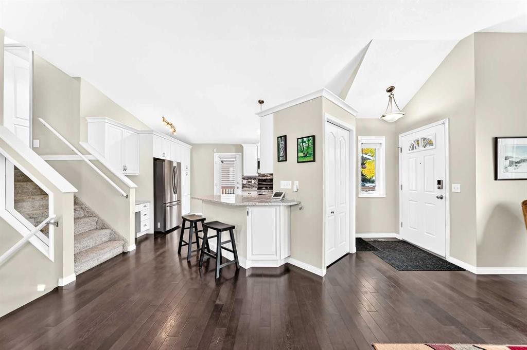 36 Sandpiper Way Nw, Calgary, AB