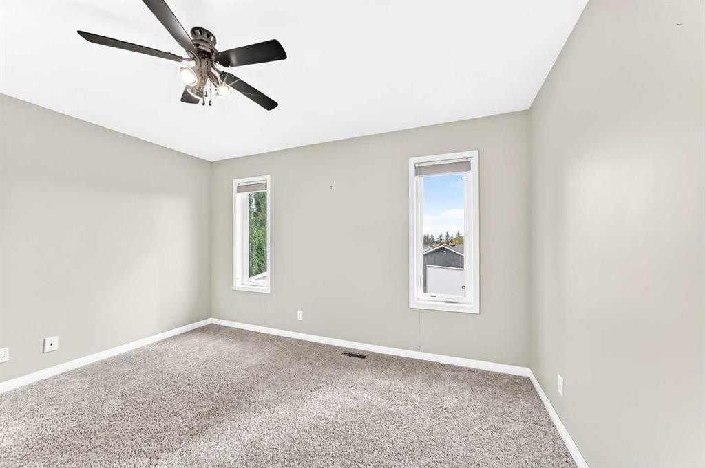 36 Sandpiper Way Nw, Calgary, AB
