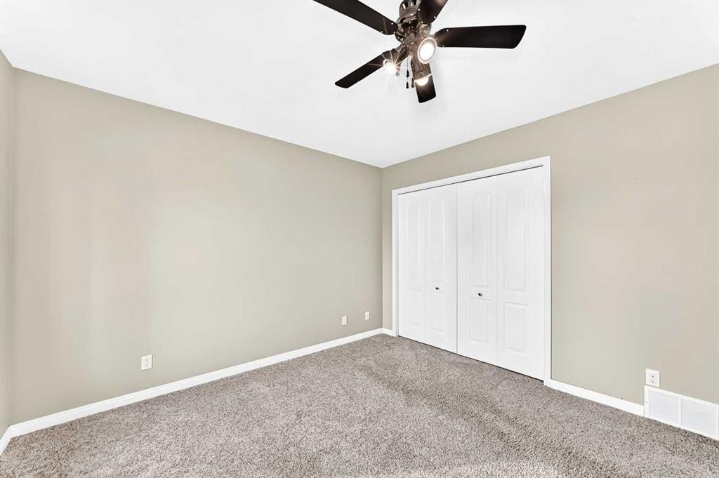 36 Sandpiper Way Nw, Calgary, AB