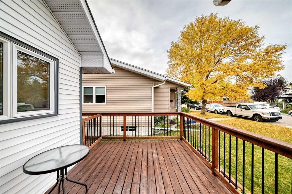 36 Sandpiper Way Nw, Calgary, AB