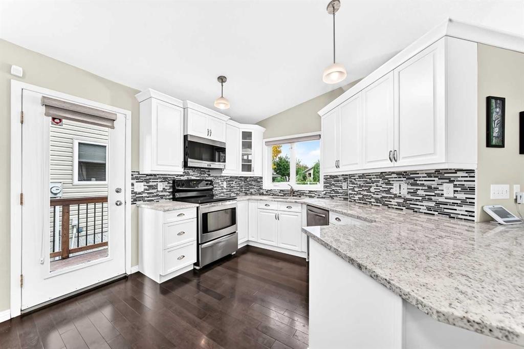 36 Sandpiper Way Nw, Calgary, AB
