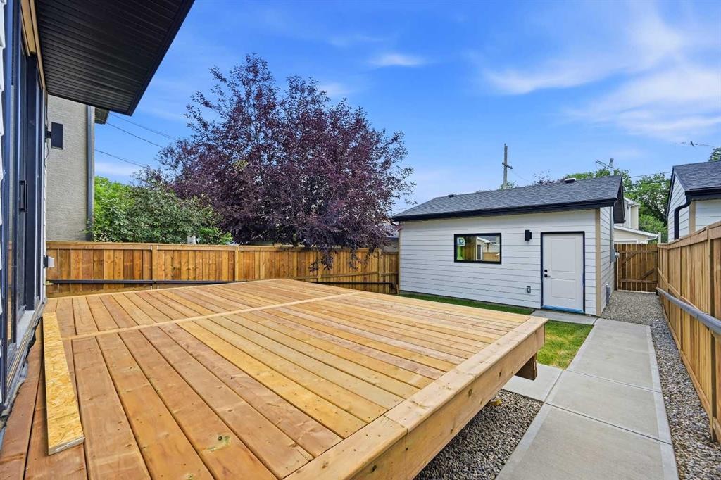 411 28 Avenue Nw, Calgary, AB