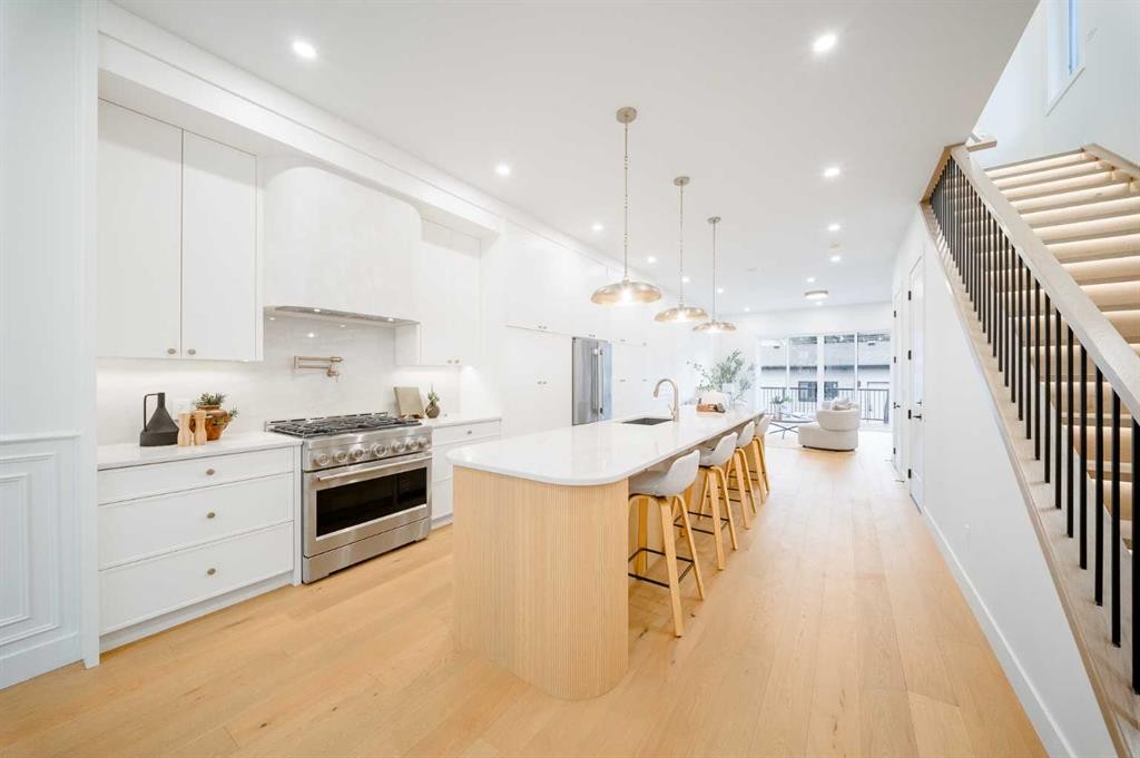 411 28 Avenue Nw, Calgary, AB