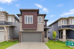 1020 Chinook Gate Heath SWAirdrie, AB T4B 5C9