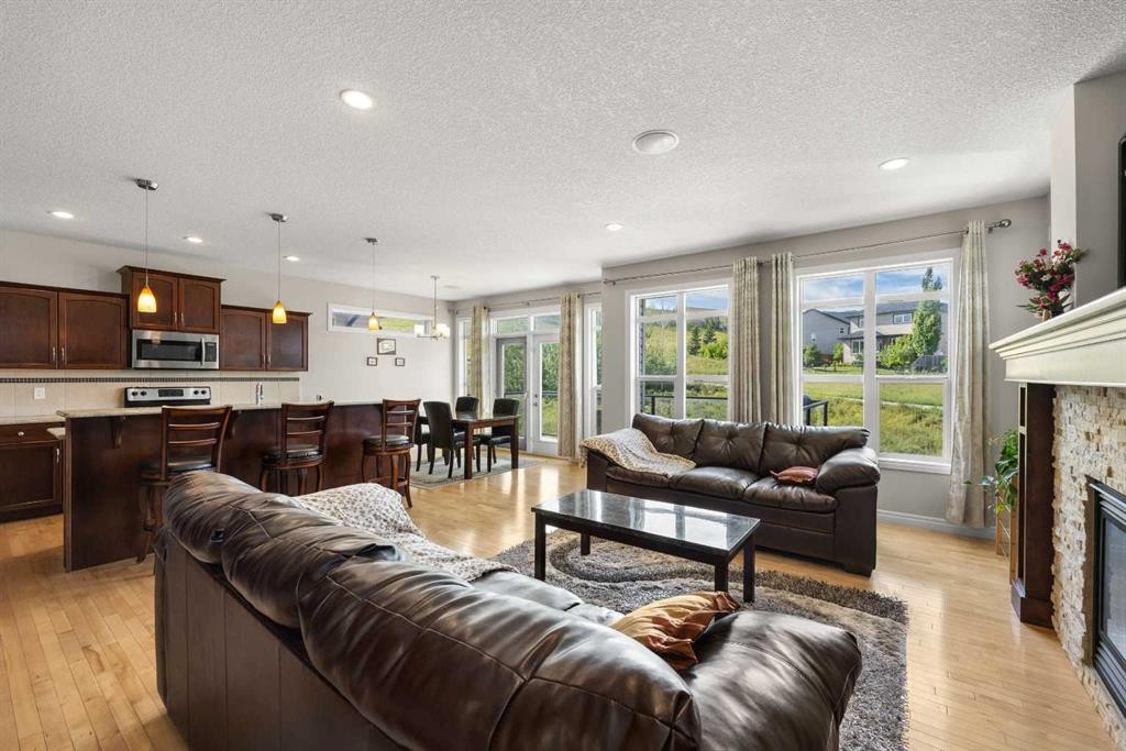 112 Sherwood Crescent Nw, Calgary, AB