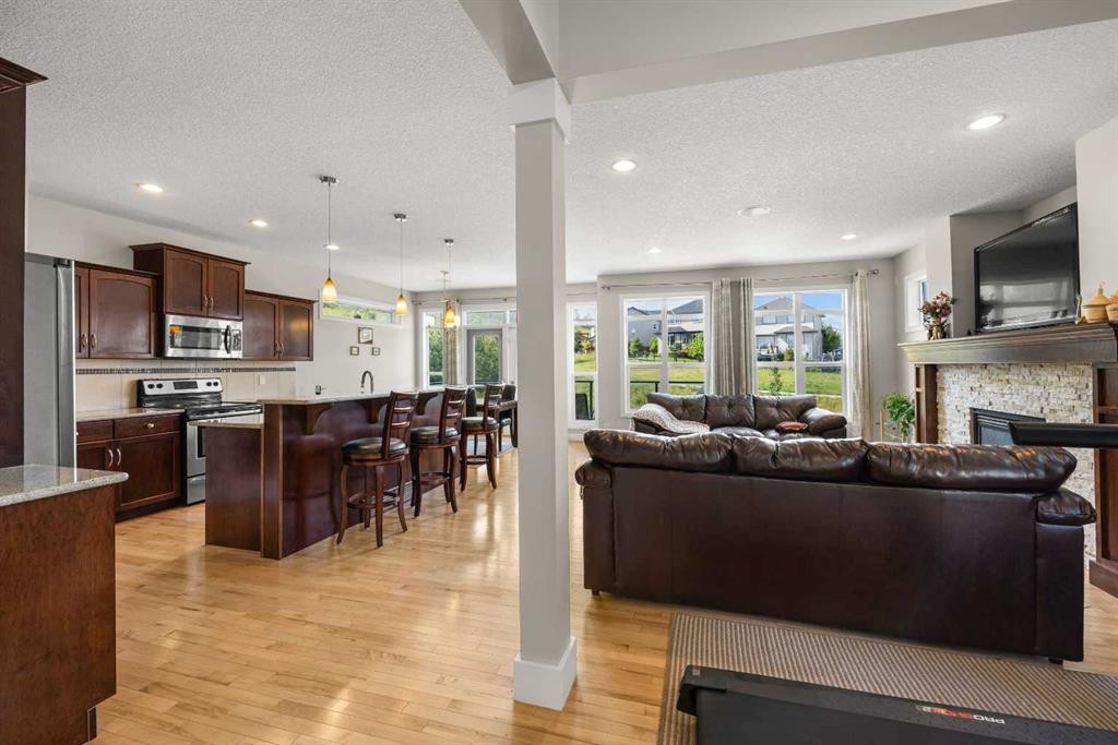 112 Sherwood Crescent Nw, Calgary, AB