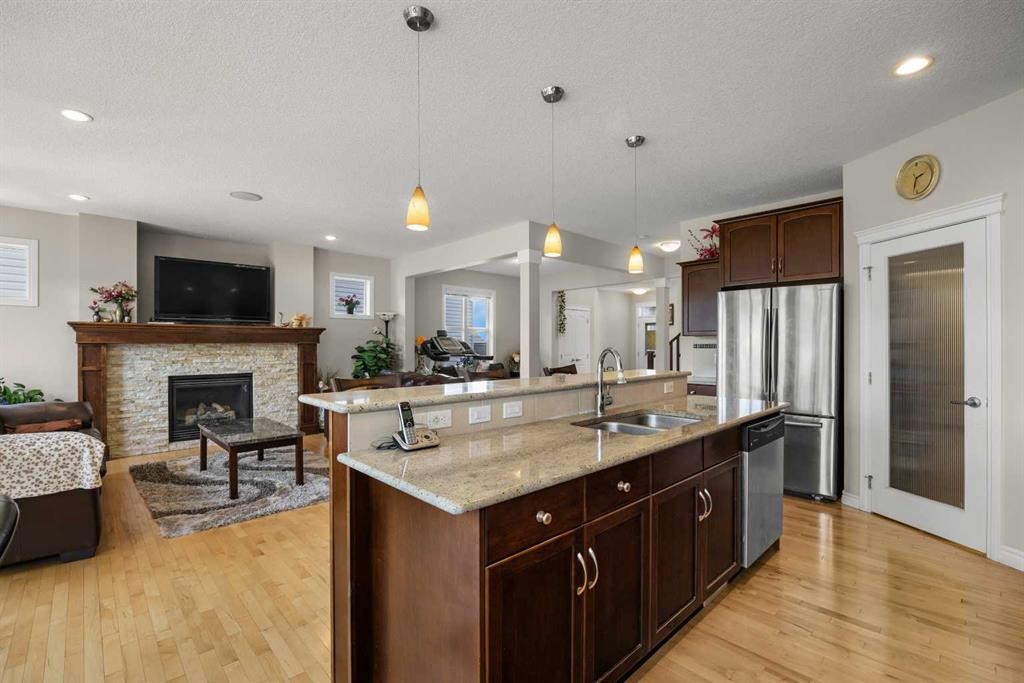 112 Sherwood Crescent Nw, Calgary, AB