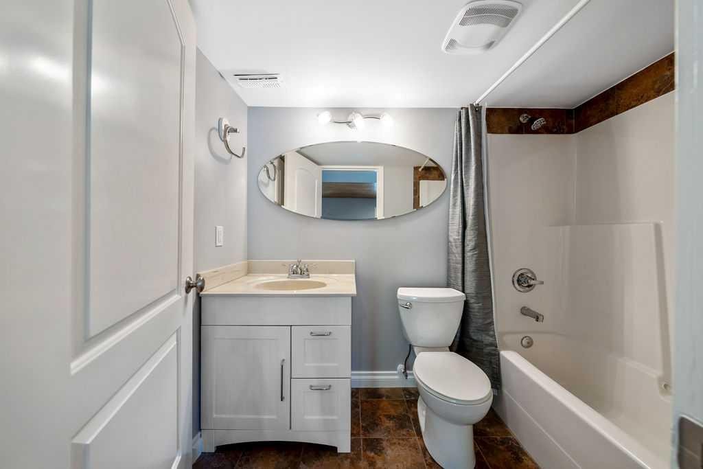28 Auburn Sound Terrace Se, Calgary, AB
