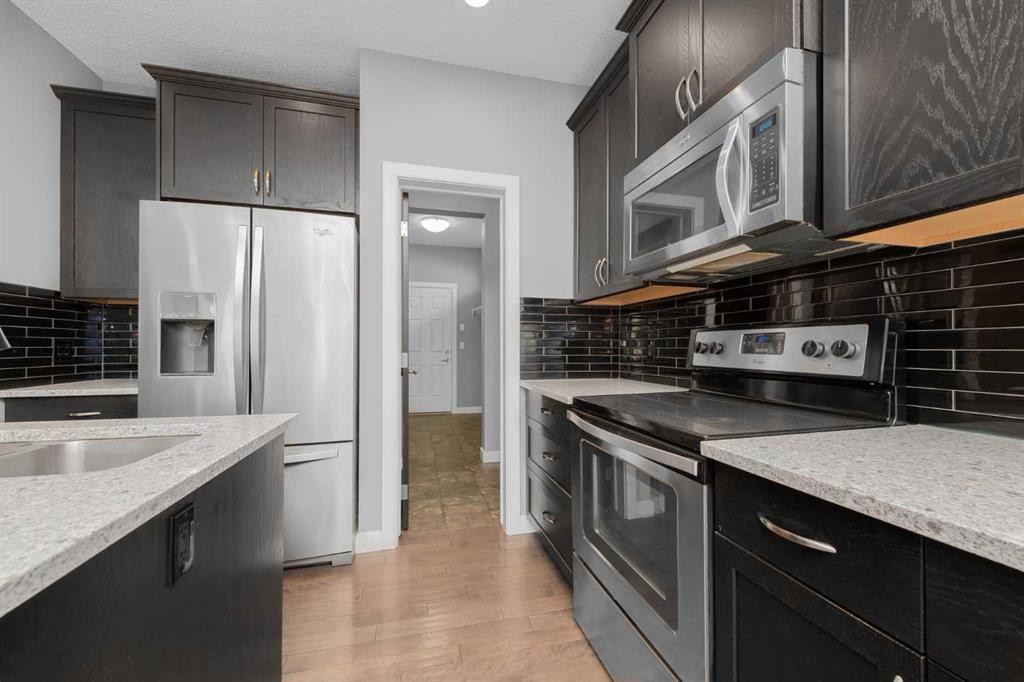 157 Walden Park Se, Calgary, AB