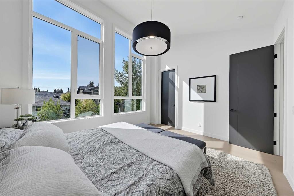2320 22 Avenue Sw, Calgary, AB