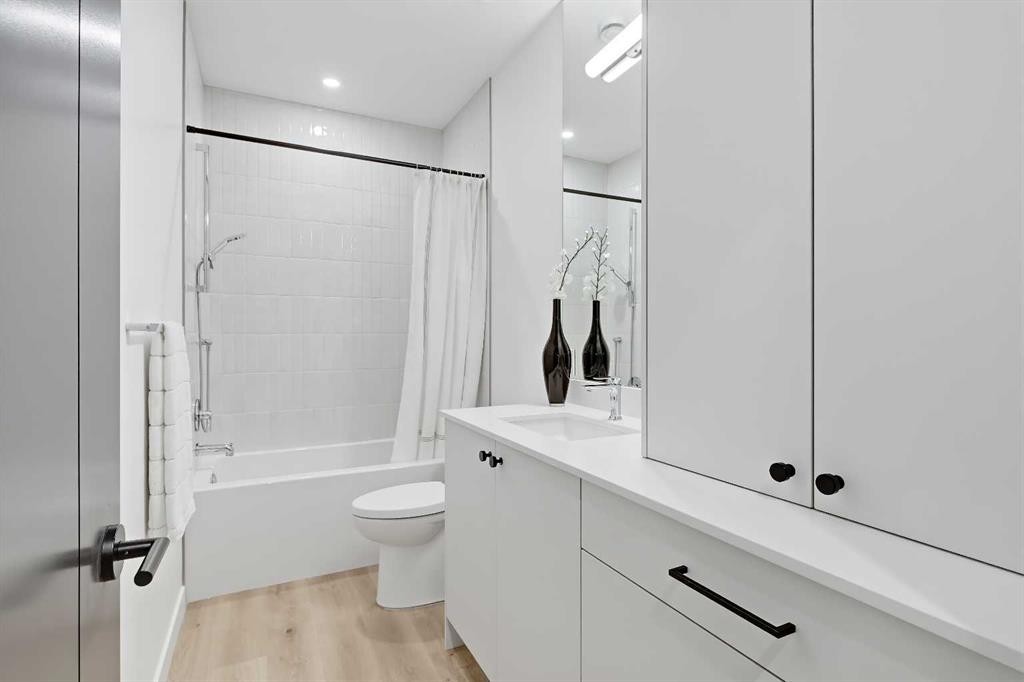 2320 22 Avenue Sw, Calgary, AB