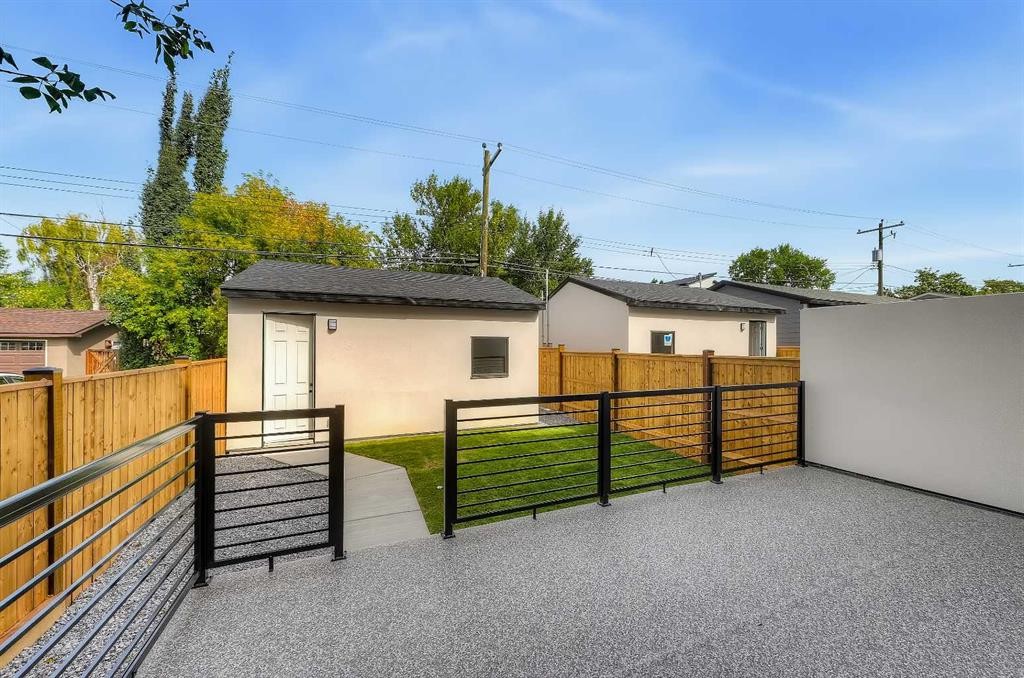 2320 22 Avenue Sw, Calgary, AB