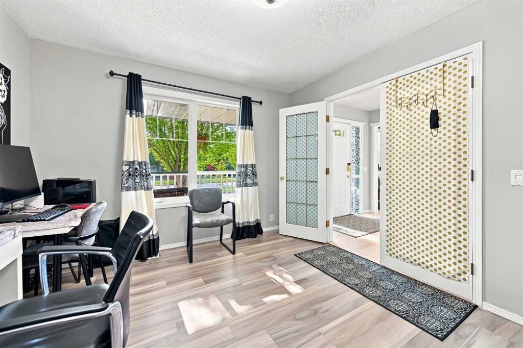 15230 Prestwick Boulevard Se, Calgary, AB
