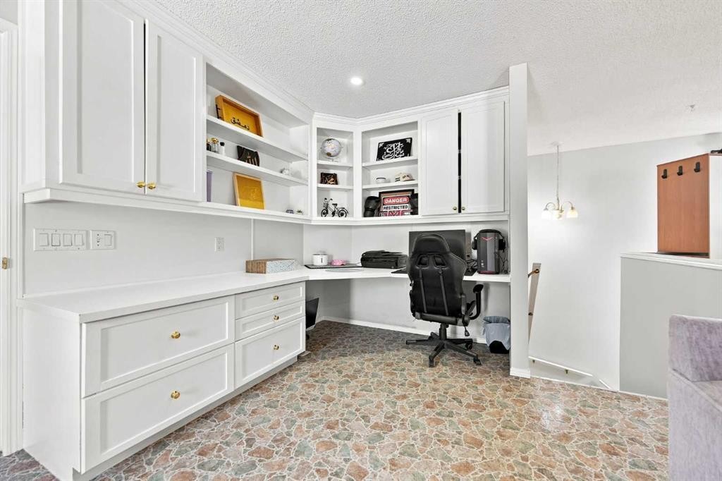 15230 Prestwick Boulevard Se, Calgary, AB