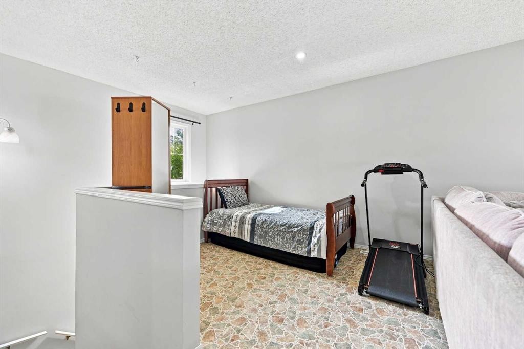 15230 Prestwick Boulevard Se, Calgary, AB