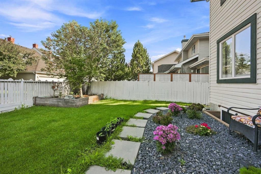 15230 Prestwick Boulevard Se, Calgary, AB