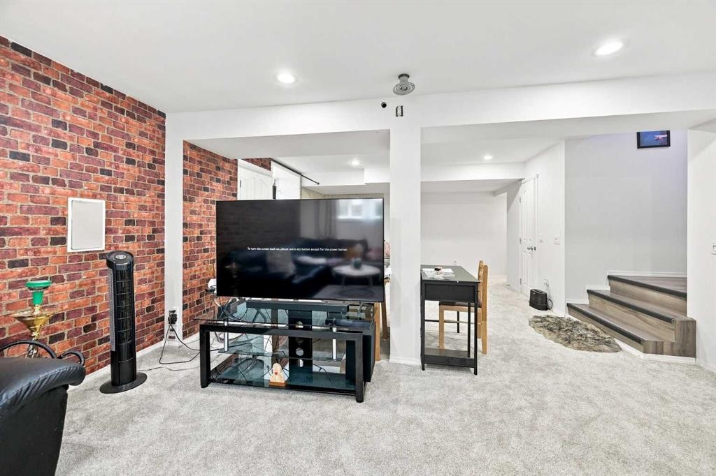 15230 Prestwick Boulevard Se, Calgary, AB