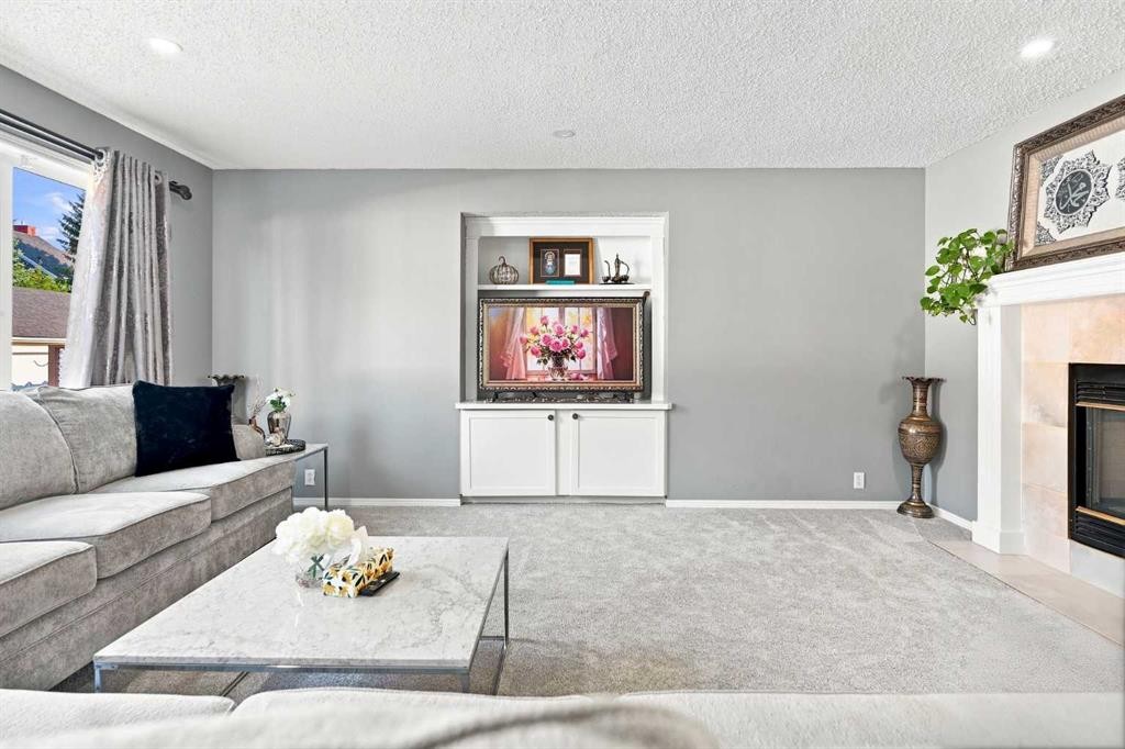 15230 Prestwick Boulevard Se, Calgary, AB
