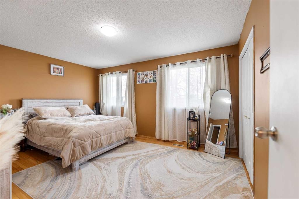 35 Templemont Drive Ne, Calgary, AB