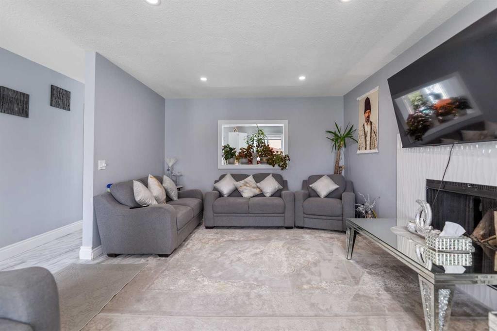 35 Templemont Drive Ne, Calgary, AB