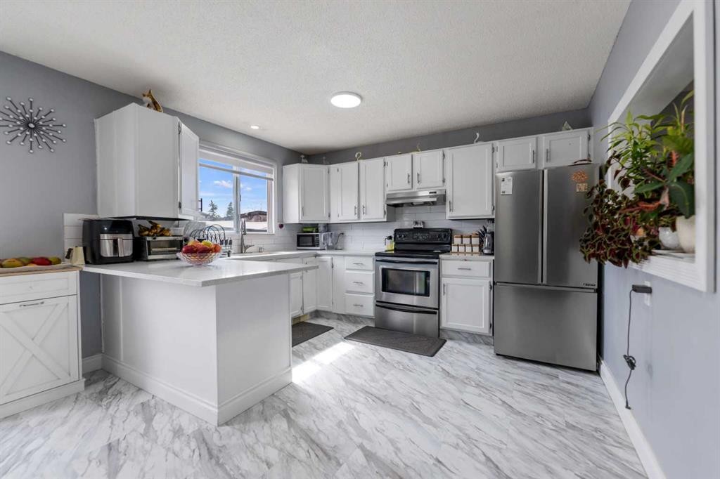 35 Templemont Drive Ne, Calgary, AB