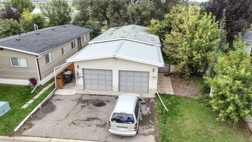 822 Bayview Road  Strathmore, AB T1P 1C9