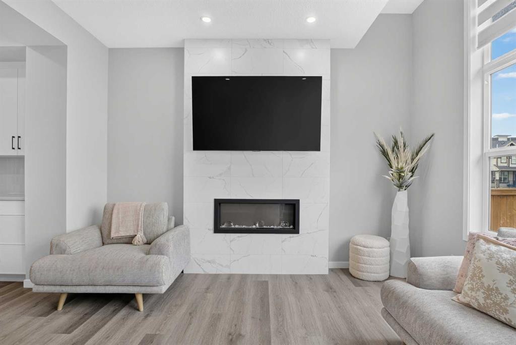 244 Masters Row Se, Calgary, AB