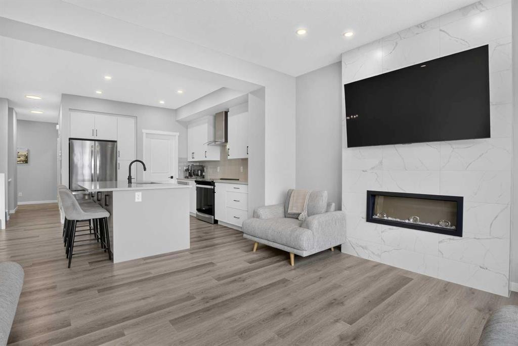 244 Masters Row Se, Calgary, AB