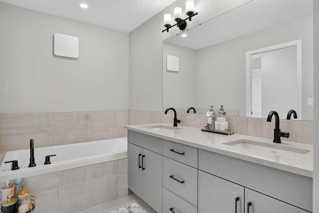 244 Masters Row Se, Calgary, AB