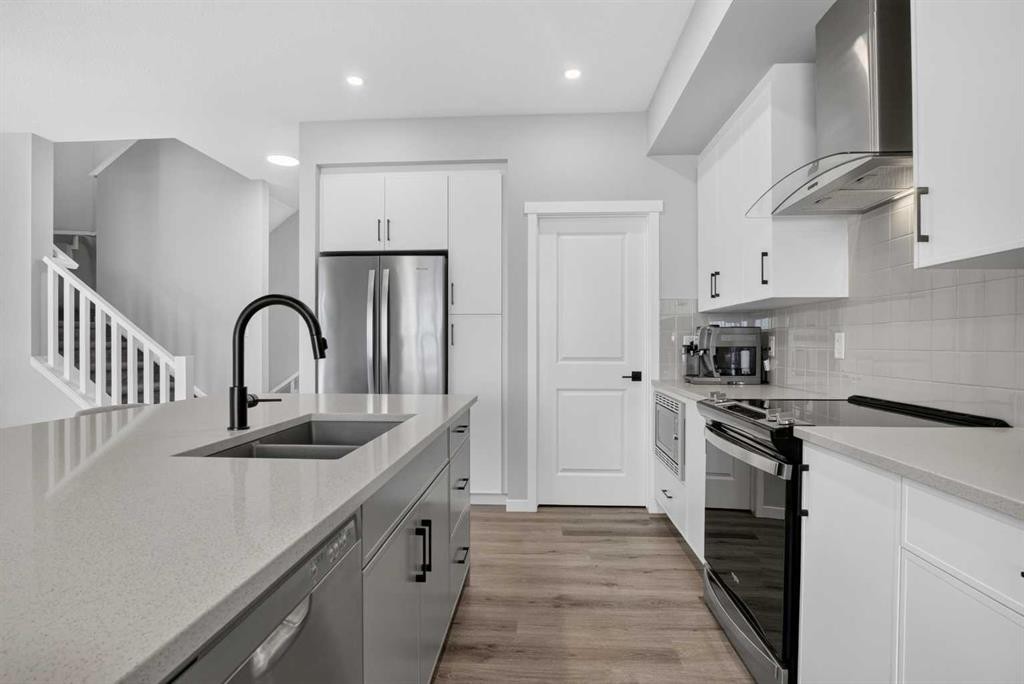 244 Masters Row Se, Calgary, AB