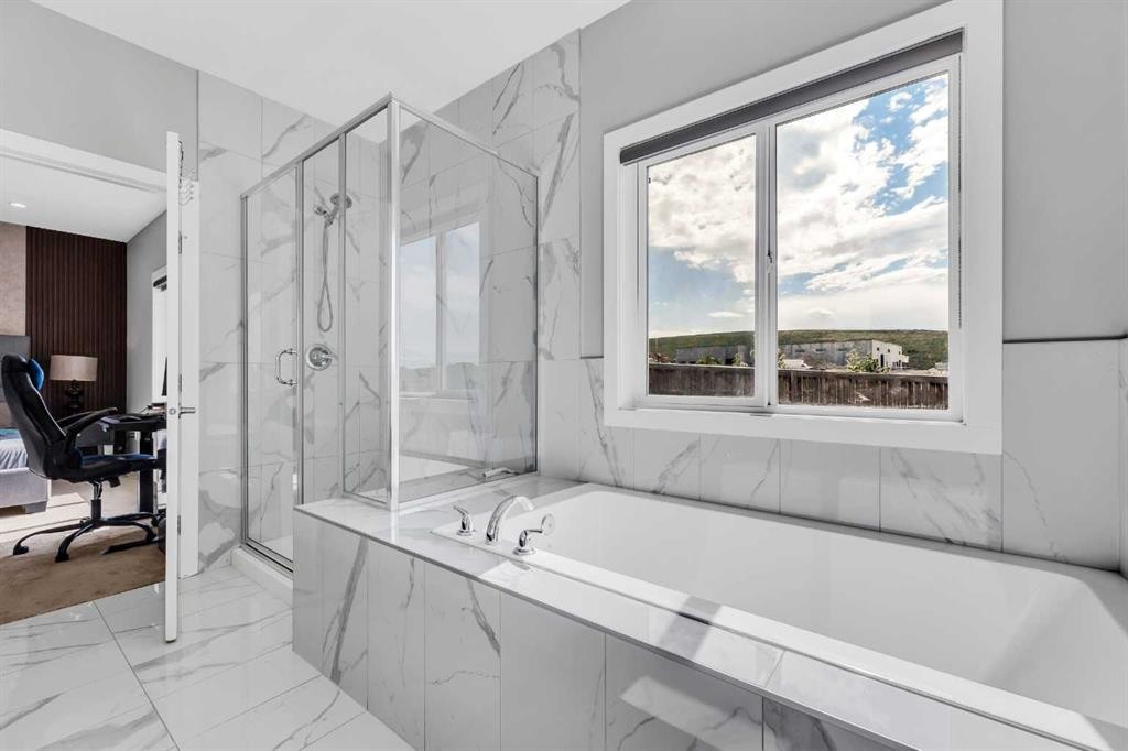 131 Sherview Grove Nw, Calgary, AB