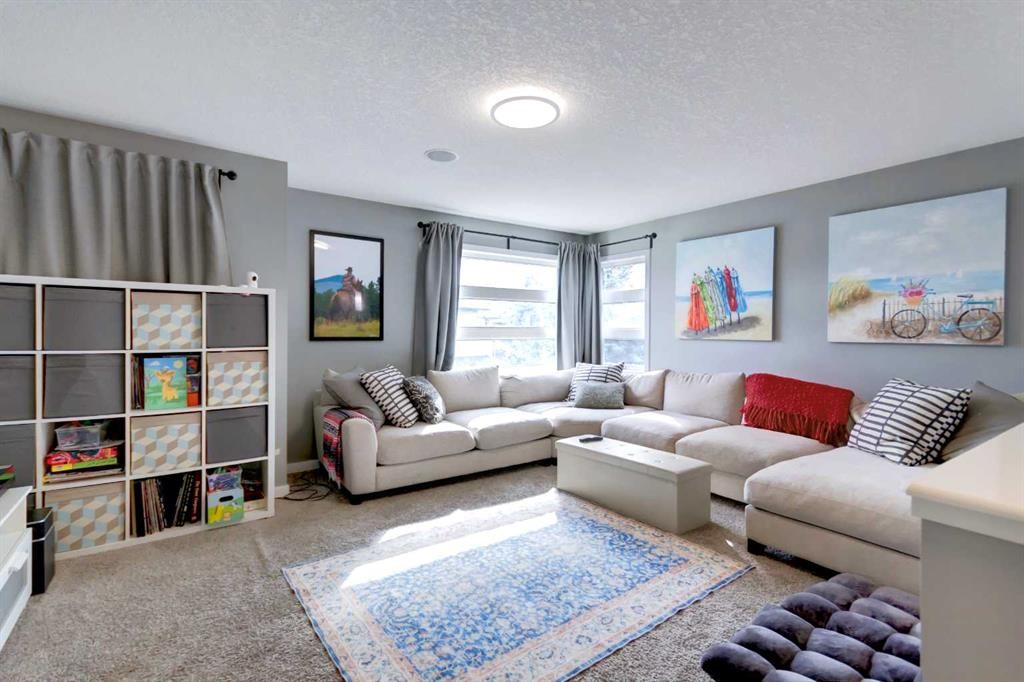 26 Walden Court Se, Calgary, AB