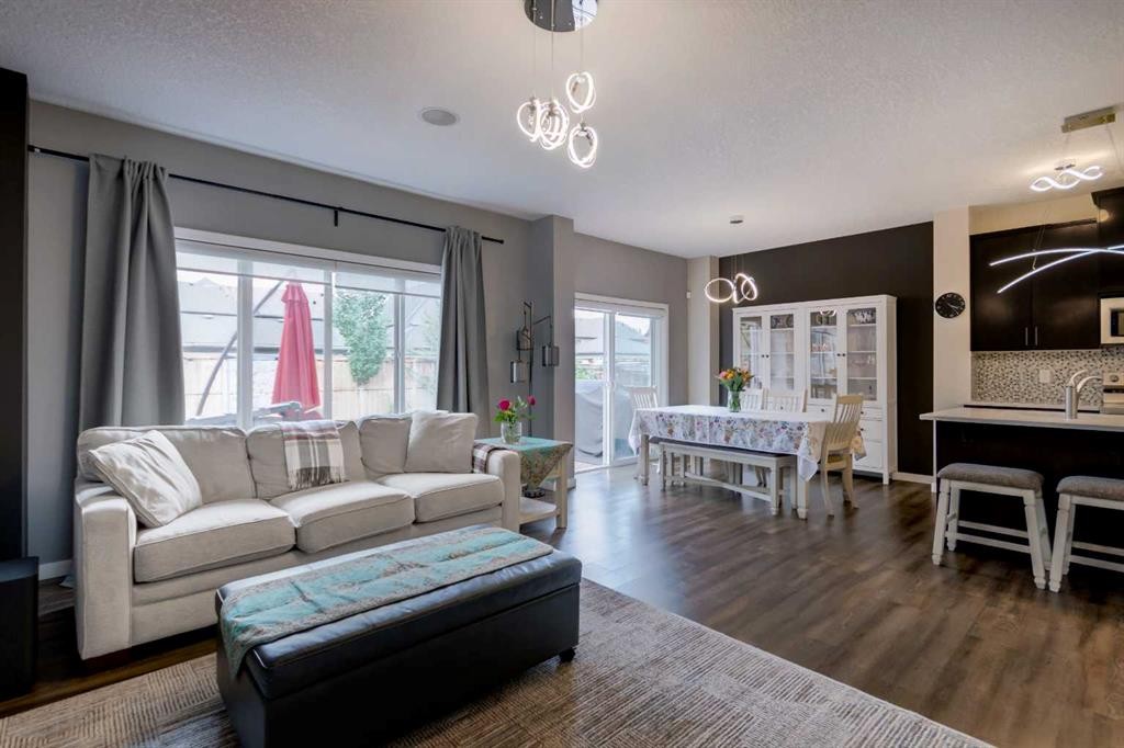 26 Walden Court Se, Calgary, AB