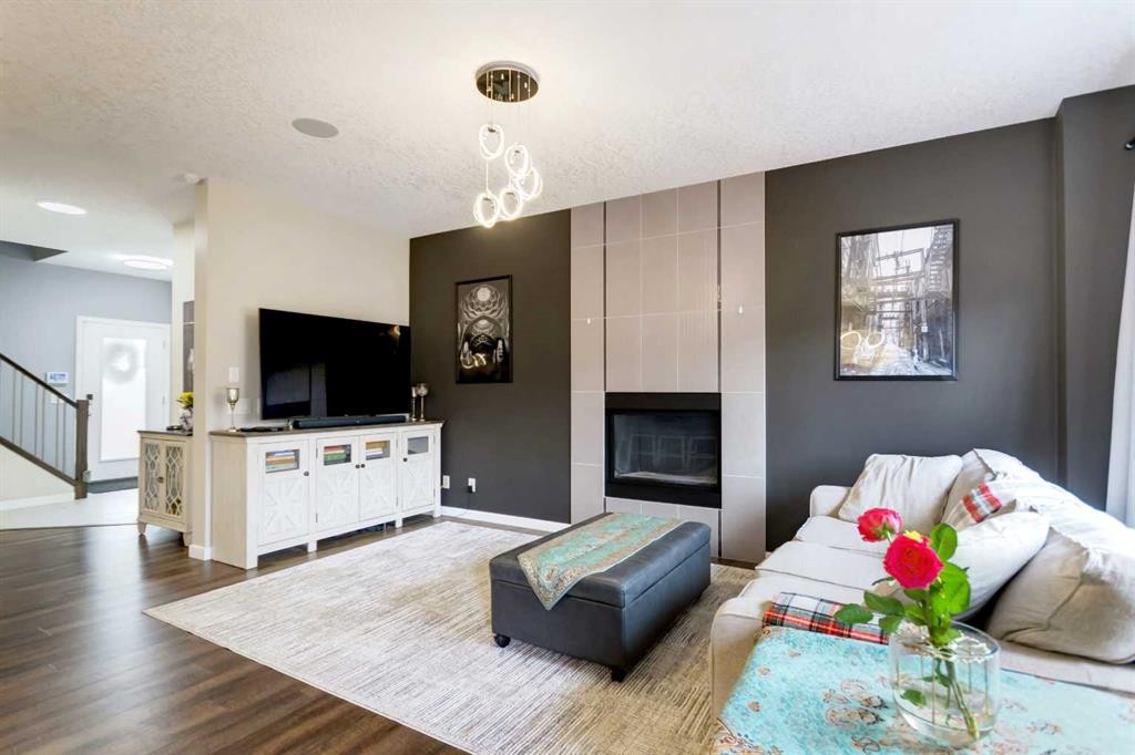 26 Walden Court Se, Calgary, AB